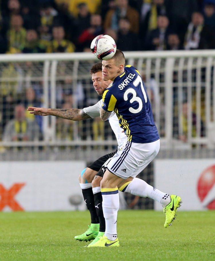 <p>Martin Skrtel (6,00 mil. €)37 maç - 2 gol - 2 asist - 8 sarı kart - 3296 dakika</p>
