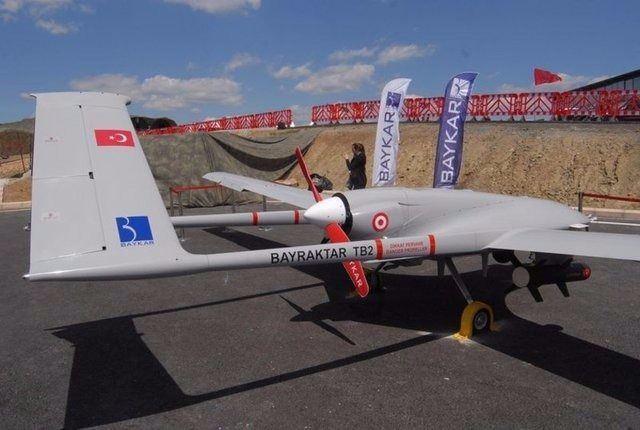 <p><strong>MALİYETİ</strong><br />
2010 yılında İsrail'den alınan 10 heron için 250 milyon dolar ödenmişti. 12 adet Bayraktar'ın üretim maliyeti ise İsrail'e ödenen rakamın yalnızca 5'te 1'ine denk geliyor.</p>