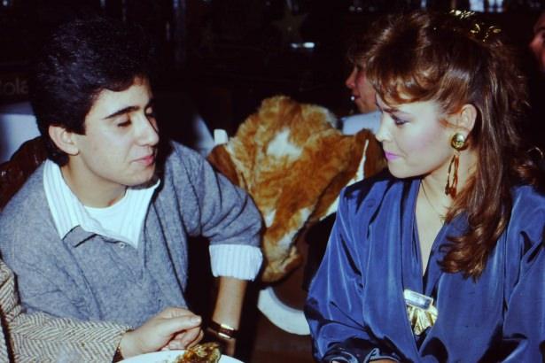 <p>Küçük Emrah - Hülya Avşar</p>
