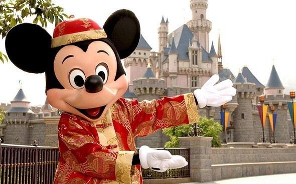 <p><strong>Walt Disney</strong></p>

<p>Mickey Fare ve arkadaşları hala dünyanın en ünlü çizgi film karakterleri arasında. Firma listede altıncı sırada.</p>
