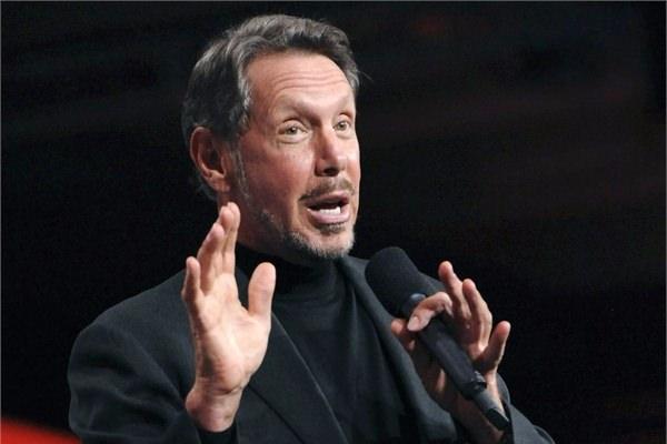 <p><strong>7 - Larry Ellison</strong><br />
Serveti 43,6 milyar dolar</p>