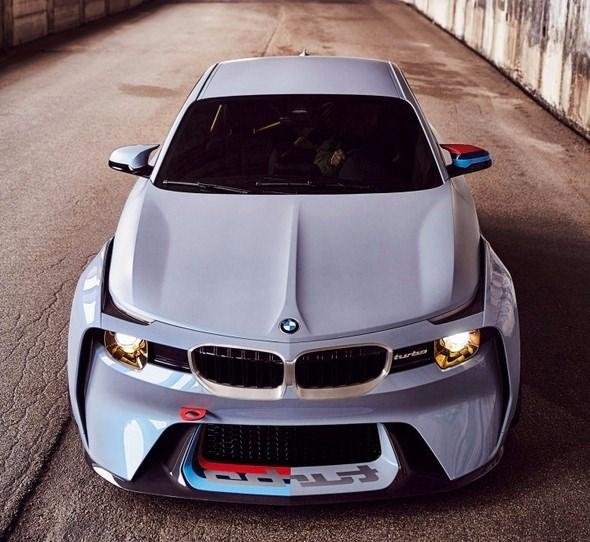 <p>BMW 2002 HOMMAGE</p>

<p> </p>
