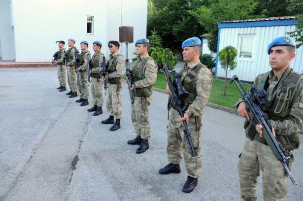 <p>Jandarma komandoları Yüksek Hızlı Tren seferlerinin başlayacağı tarihe kadar görev yapacak.</p>

<p> </p>
