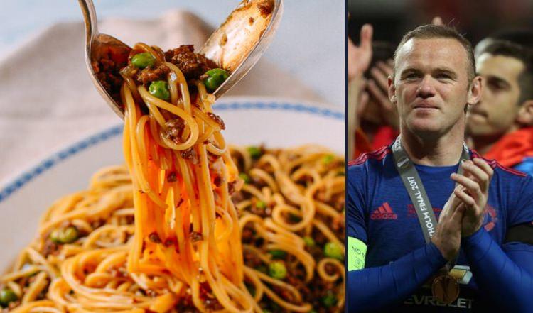 <p>Wayne Rooney - Spagetti Bolonez<br />
<br />
İngiliz yıldız Wayne Rooney'nin Spagetti Bolonez sevdiğini neredeyse tüm Ada öğrenmiş durumda...</p>