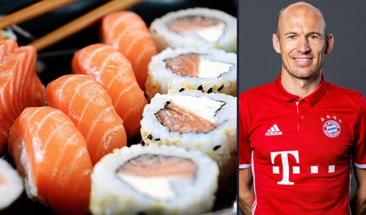 <p>Arjen Robben - Suşi ve diyet kola<br />
<br />
Bayern Münih'in Hollandalı yıldızı Arjen Robben de uzak doğu mutfağına bayılıyor. Suşi'yi çok seven ünlü futbolcu aynı zamanda diyet kola tutkunu.</p>