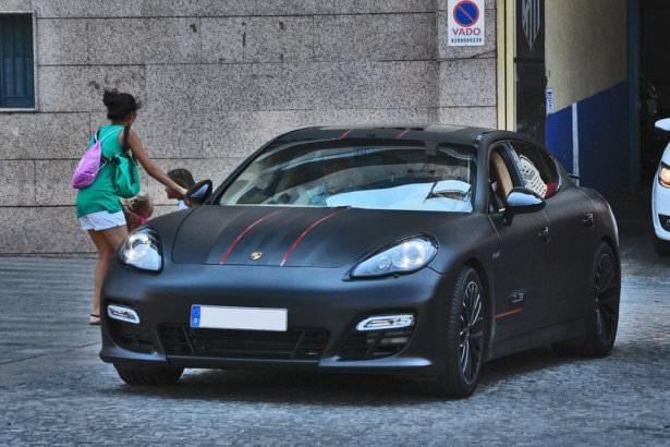 <p>Thibaut Courtois Porsche Panamera GTS 13 Limited Edition</p>