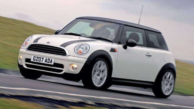<p>Mini Cooper - 125 bin TL</p>
