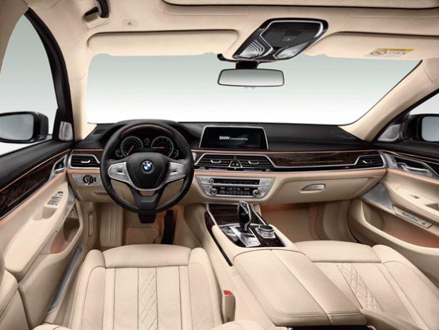 <p><strong>BMW 7 Serisi</strong></p>
