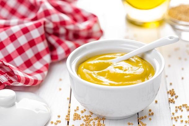 <p><strong>Hardal </strong></p>
<p>Hardal metabolizmayı hızlandırıyor, bir çay kaşığı yedikten sonra saatlerce etkisini gösterebilir.</p>
<p> </p>