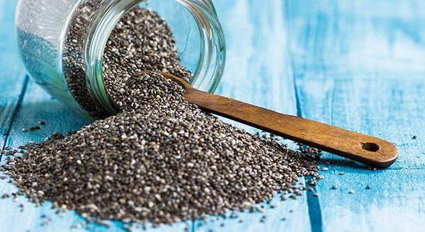 <p><strong>Chia tohumları </strong></p>
<p>Son dönemlerde popüler olan ve sağlıklı bir besin olan chia tohumları, amino asit çeşitleri bakımından oldukça zengindir. </p>
<p> </p>