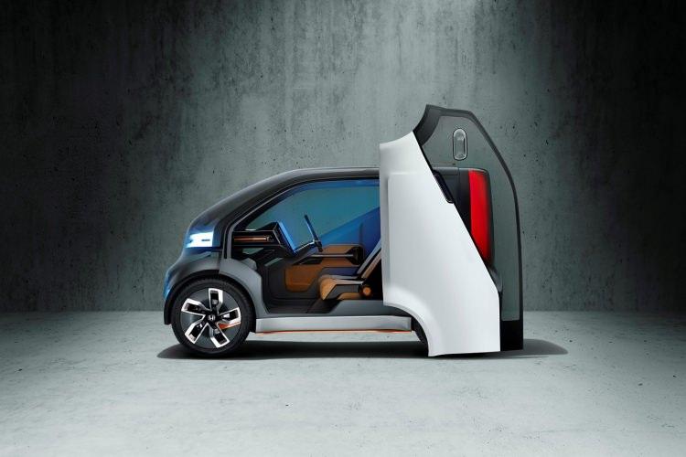 <p>Honda NeuV</p>
