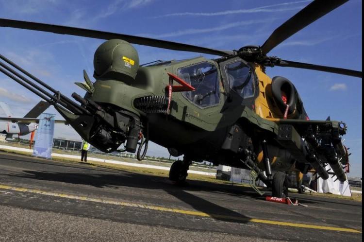 <p>AH-1W Kobra, T-129 ATAK ve SH-60B Seahawk helikopterlerinin yanı sıra, </p>