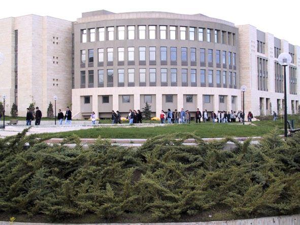 <p>3. İhsan Doğramacı Bilkent Üniversitesi </p>
