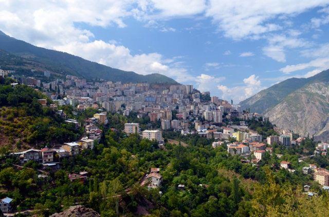 <p><strong>74 Artvin</strong></p>
<p>Çocuk nüfusu: 35.819</p>
<p>İl nüfusuna oranı: %21,31</p>