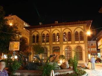 <p><span><span>ÇORUM</span></span></p>
<div id="haber-detay">
<p>Genel sıralamada: 51<br />Ekonomi: 21<br />Eğitim: 48<br />Sağlık: 54<br />Güvenlik: 43<br />Kent hayatı: 49<br />Kültür sanat: 15</p>
</div>
