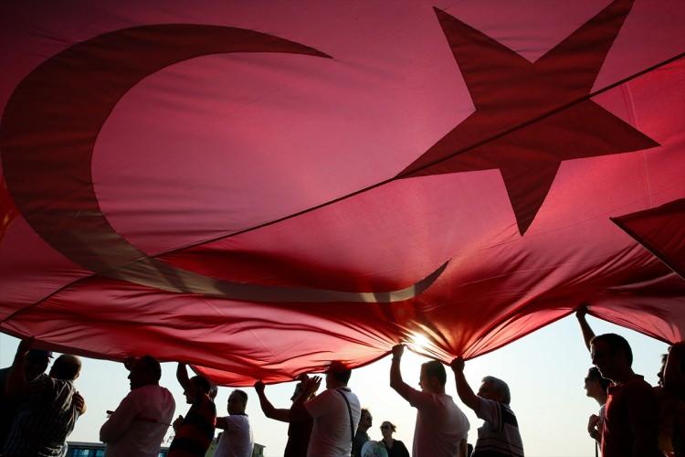 <p>İzmir</p>
