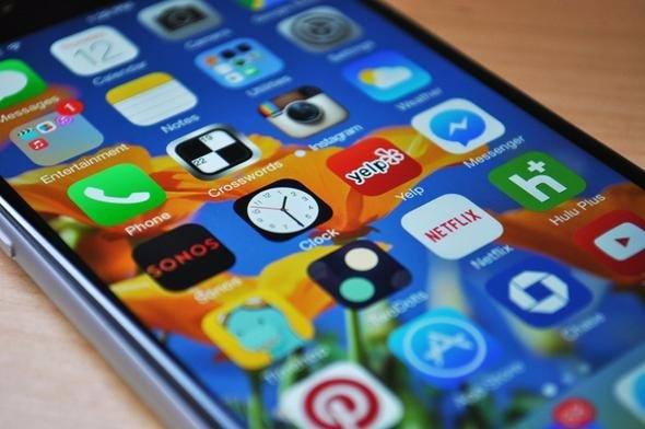 <p>Yolcu beraberinde getirilen telefon kullanım izin harcı Maliye Bakanlığı internet vergi dairesi üzerinden kredi kartı ile ödenebiliyor.</p>

<p> </p>
