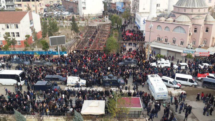 <p>Cizre'de Kayseri'deki bombalı saldırı protesto edildi!</p>