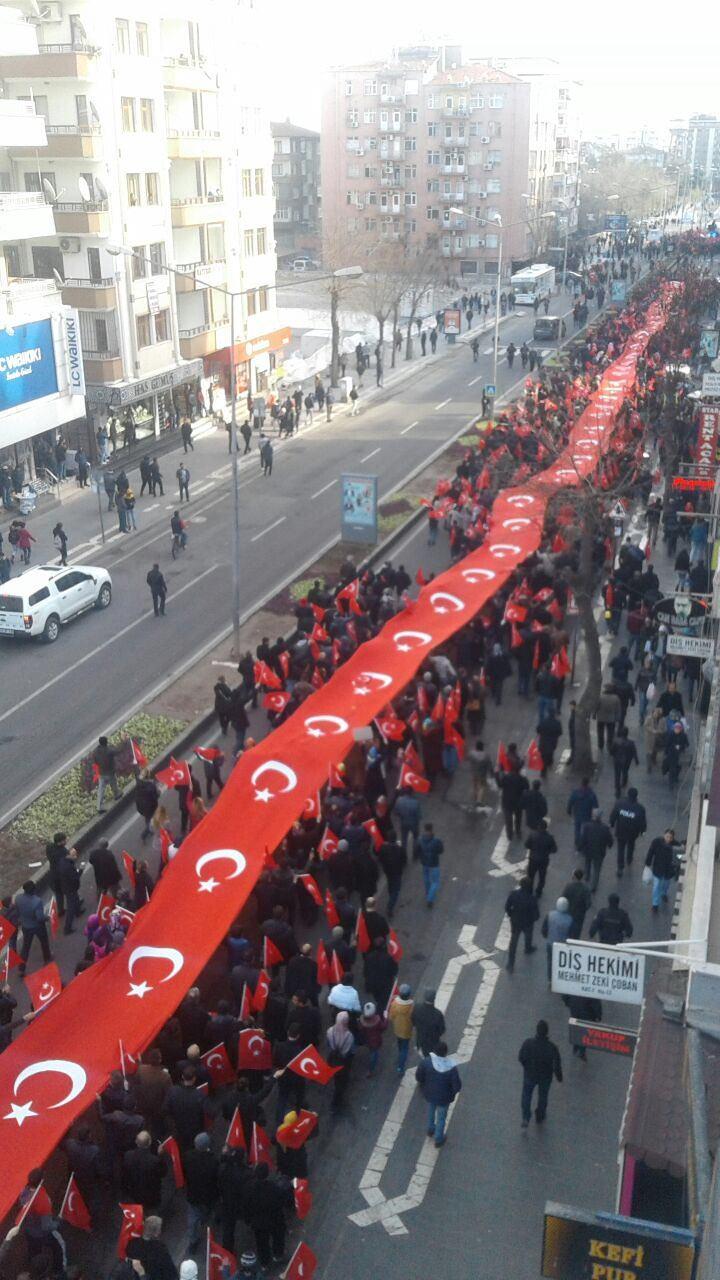 <p>Diyarbakır'da Kayseri'deki bombalı saldırı protesto edildi!</p>
