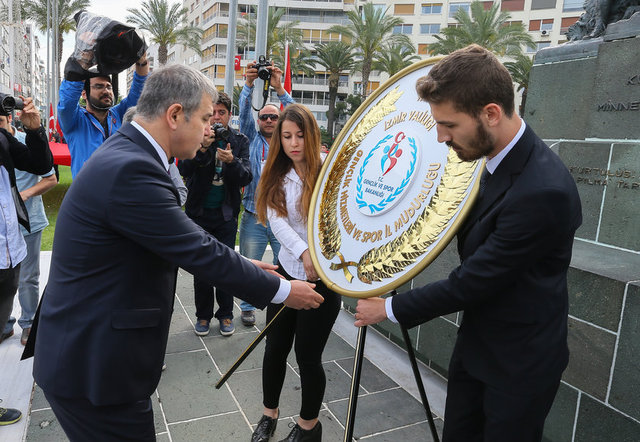 <p>İZMİR</p>
