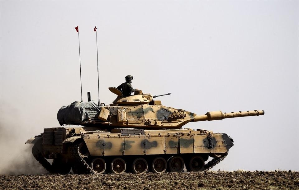 <p><strong>SEVİYE YÜKSELTİLDİ</strong></p>
<p>Askeri kaynaklar, tatbikata ilave birlik katılımı yapıldığını, böylece tatbikatın “İkinci safhaya” yükseltildiğini söylediler.</p>
