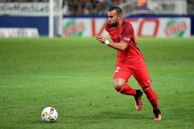 <p>Real Madrid formasıyla 2 UEFA Şampiyonlar Ligi, bir La Liga, bir İspanya Kral Kupası, bir de FIFA Kulüpler Dünya Kupası şampiyonluğu yaşayan Rodriguez, A takımla çıktığı 62 lig karşılaşmasında 13 gol ve 12 asistlik performans sergiledi.</p>
