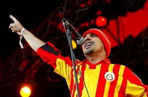 <p>Manu Chao (şarkıcı) - Galatasaray</p>
