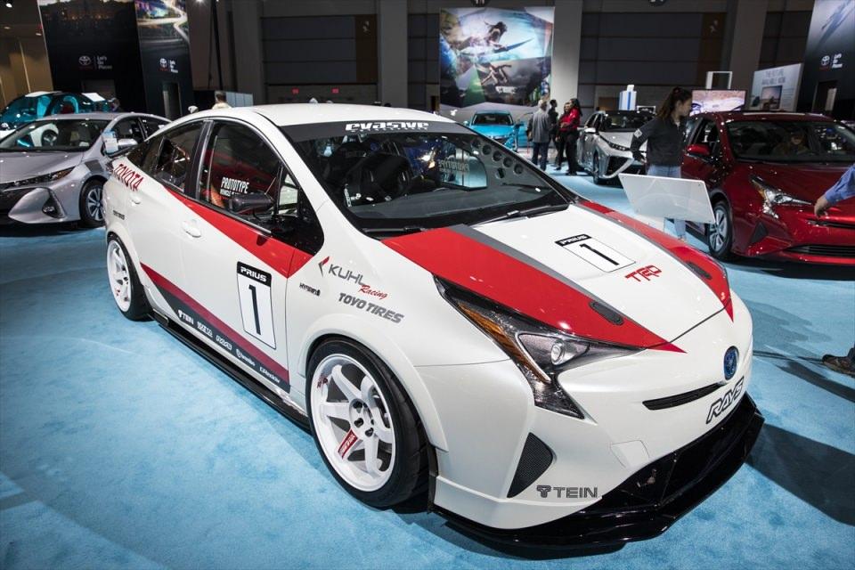 <p>Toyota - Prius Premier</p>
