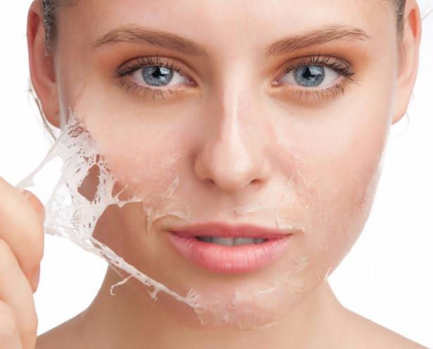 <p>Peeling yapın</p>

<p>Cildinizi gün boyu şehir temposunda kirleten ve bozan tüm dış etkenlerden peeling ile kurtulmak ve rahatlatmak mümkün. Bu taze his, hem daha rahat uyumanızı hem de cildinizi yenilemenizi sağlayacak</p>
