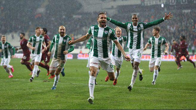 <p>157 - Bursaspor - 10.360 (Önceki sıralama 156)</p>
