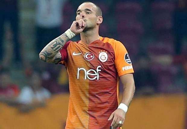 <p>Sneijder - Sniper</p>