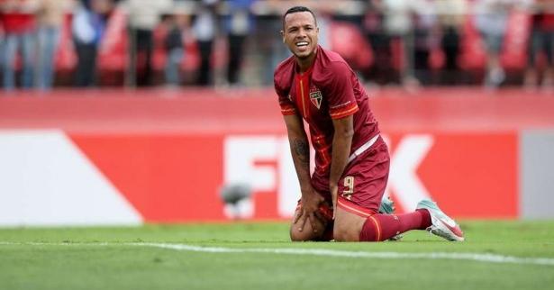 <p>9) Luis Fabiano | 338 kariyer golü</p>
