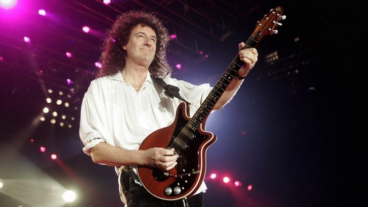 <p><strong>Brian May</strong></p>

<p>125 milyon sterlin</p>
