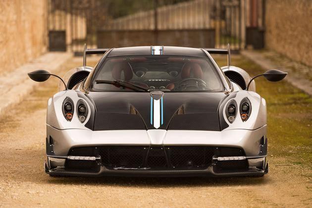 <p>Pagani Huayra BC: 2,6 milyon dolar</p>
