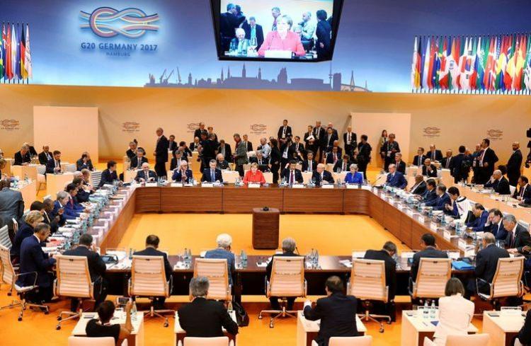 <p>Cumhurbaşkanı Recep Tayyip Erdoğan’ın da katıldığı Almanya’daki G20 zirvesinin ilk gününe terörle mücadele mesajları damgasını vurdu.</p>
<p> </p>