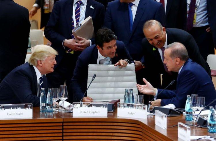<p>FETÖ’nün de tüm ülkeler için tehlikeli bir örgüt olduğunu dile getiren Erdoğan, buna karşı da önlem alınmasını istedi. Tüm ülkelerin FETÖ üyeleriyle ilgili Türkiye’nin taleplerini dikkate almasını ülkelerinde bu örgütü barındırmamasını vurguladı. </p>
<p> </p>