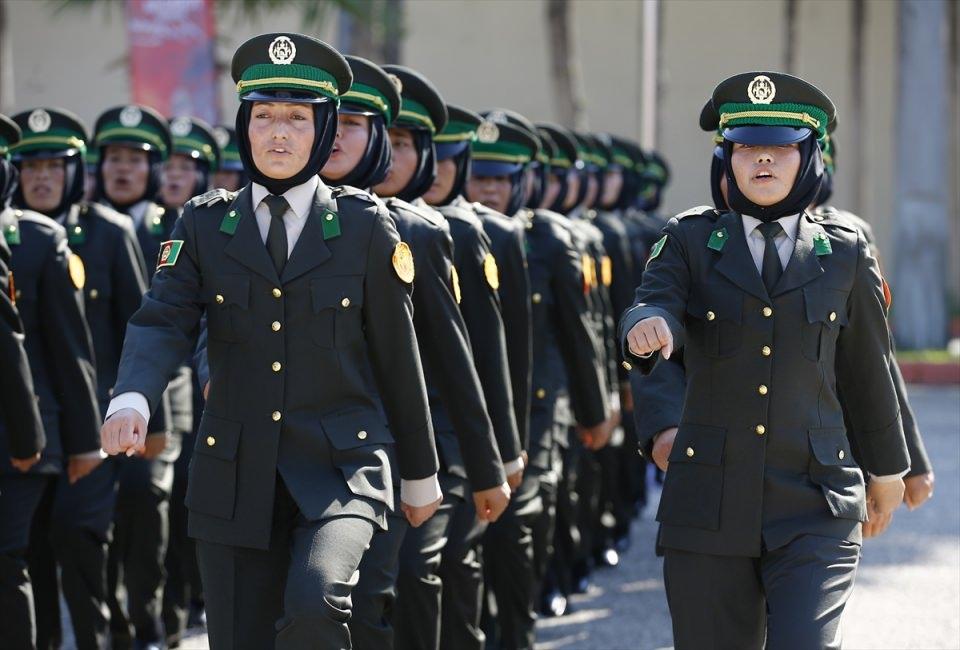 <p>Türkiye ile Afganistan arasındaki ilgili düzenlemeler çerçevesinde Afganistan Ulusal Ordusunun subay ve astsubay adayı 109 kadın personeline, 3'üncü Piyade Eğitim Tugay Komutanlığında temel askerlik eğitimi verildi. </p>

