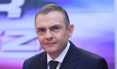 <p>Ercan Taner: “Kim attı, kral attı” (Leeds United – Galatasaray maçında)<br />
<br />
“Sergen attı, şampiyonluk geldi” (Beşiktaş – Galatasaray maçında)<br />
<br />
“Hagi, Hagi, Hagi” (Rapid Wien – Galatasaray maçında)</p>