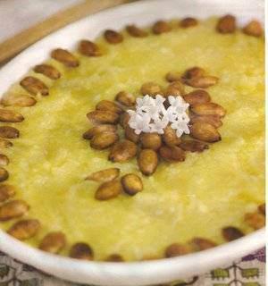 <p>KÜTAHYA Sıkıcık Çorbası, Tekke Çorbası, Tarhana Çorbası, Mantı, Tosunum, Höşmerim, Kaygana, Kapama, Gözleme, Şibit, Dolamber böreği, Cimcik. Sulu saç kavurma, küp kebabı, çevirme kebabı, kuyu kebabı, Gediz göveci, Tavşanlı göveci ve tas kebabı.</p>