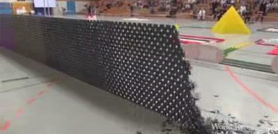 128,000 domino taşı ile dünya rekoru