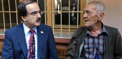 Dilenci Adana valisini tanımayınca VİDEO