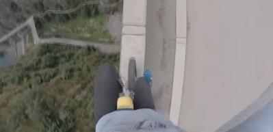 150 metre y&uuml;kseklikte nefes kesen g&ouml;steri