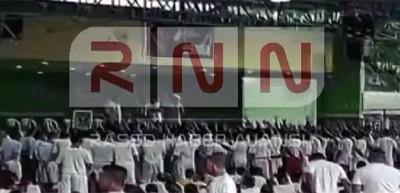 300 gen&ccedil; aynı anda M&uuml;sl&uuml;man oldu