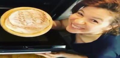 Aylin Kontente herkesi kekledi! Ev yapımı ekmek tarifi sosyal medyayı salladı