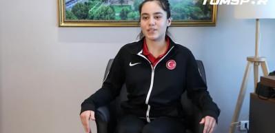 Sude Yaren Uzun&ccedil;avdar: Madalyaları biz getiriyoruz ilgiyi futbol g&ouml;r&uuml;yor