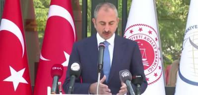 Adalet Bakanı G&uuml;l: Faile değil, fiile bakarak karar verin!