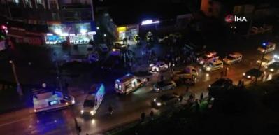D&uuml;zce&rsquo;de zincirleme trafik kazası: 6'sı &ccedil;ocuk 15 yaralı