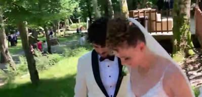 &Uuml;nl&uuml; oyuncu Taner &Ouml;lmez ile Ece &Ccedil;eşmioğlu evlendi!