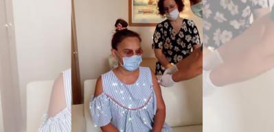 Demet Akalın'dan aşı çağrısı: Herkes ne olur aşı olsun!
