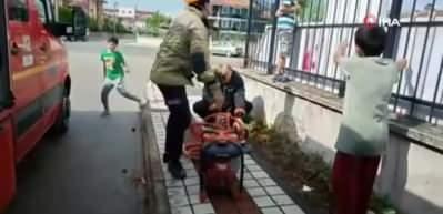 Okulun korkuluklarına sıkışan &ccedil;ocuğu itfaiye b&ouml;yle kurtardı